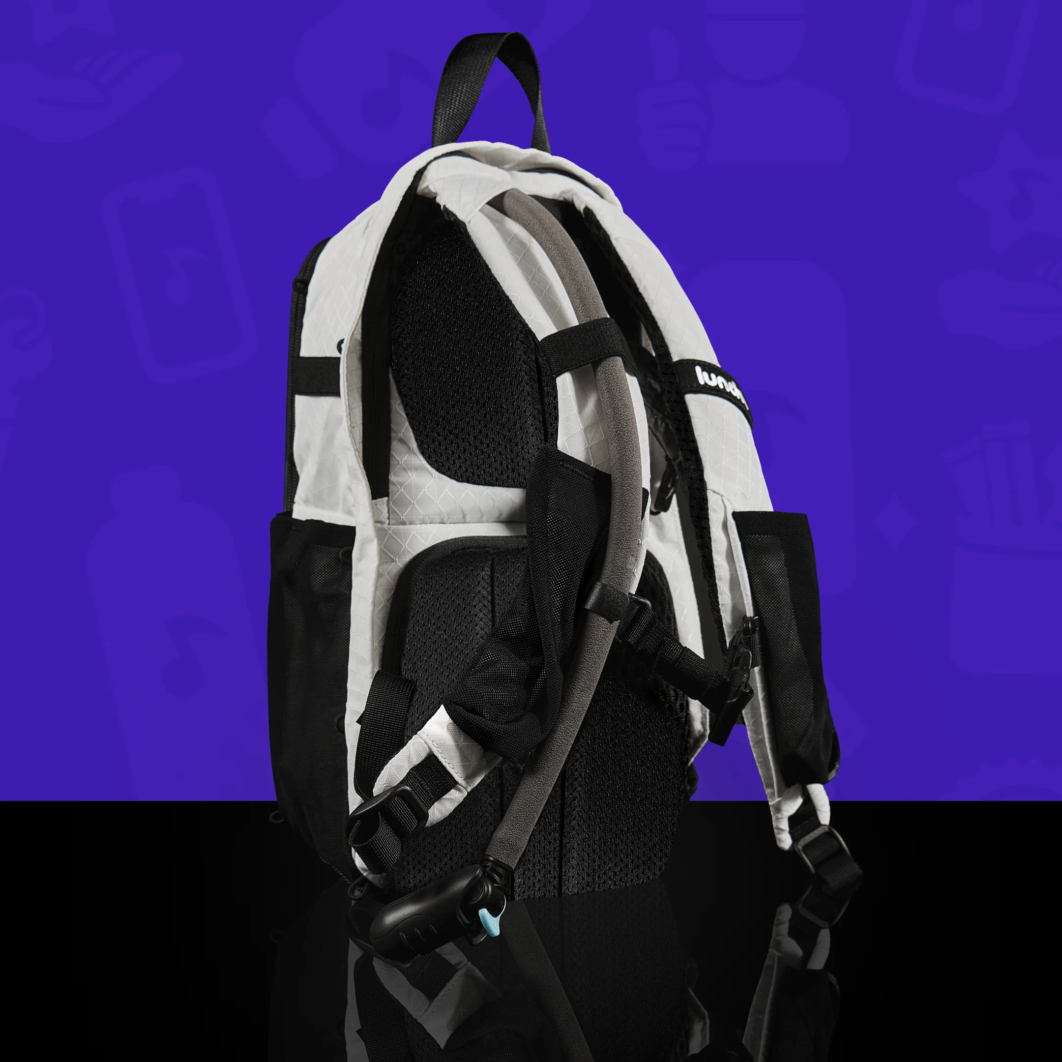 Lunchbox Hydration Pack (Cloud Mesh) - Image 13