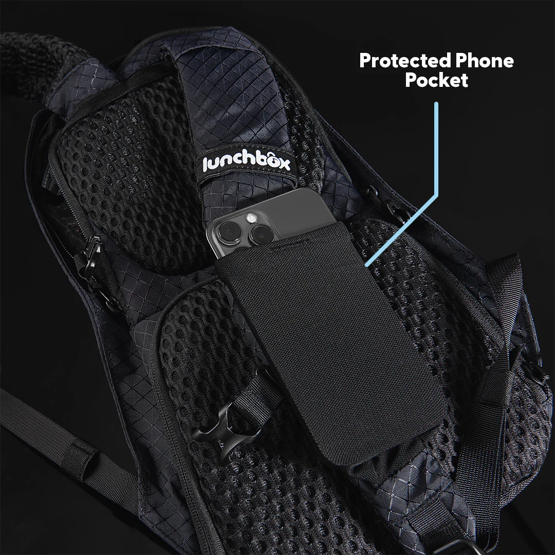 Trippy Hydration Pack - Image 7